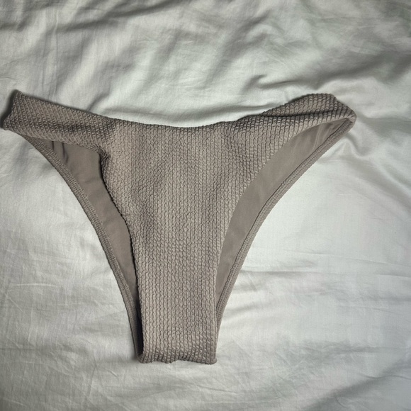 Monday Swimwear Byron Bottom - Picture 2 of 4